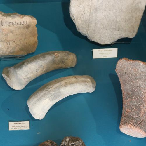 Estampilles sur amphores brisées